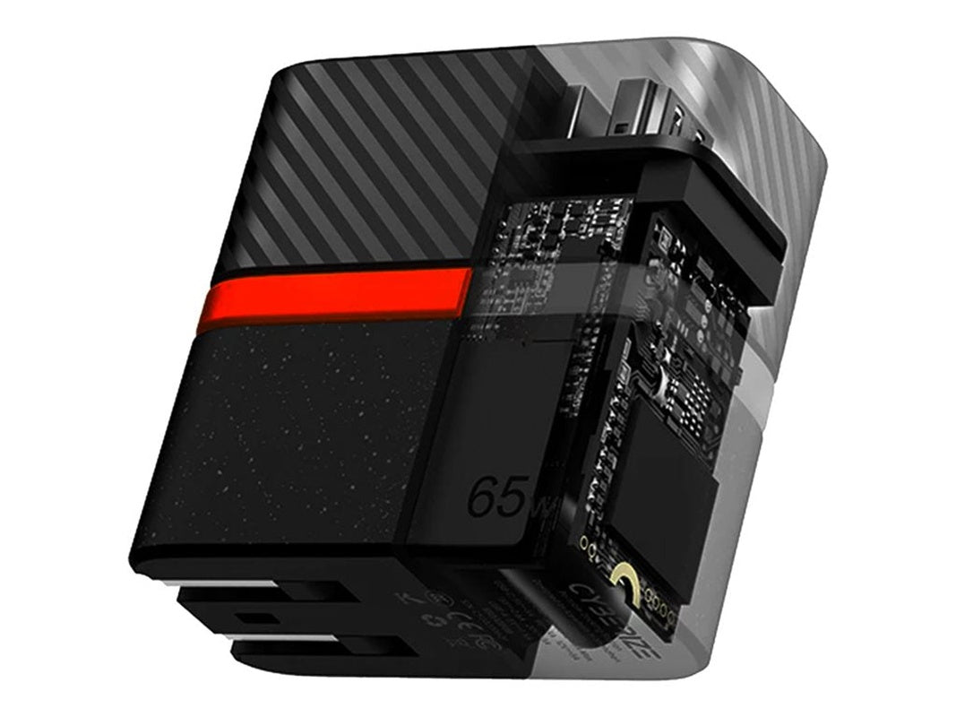 XPORT 7-in-1 Wall Charger Hub with Built-in SSD